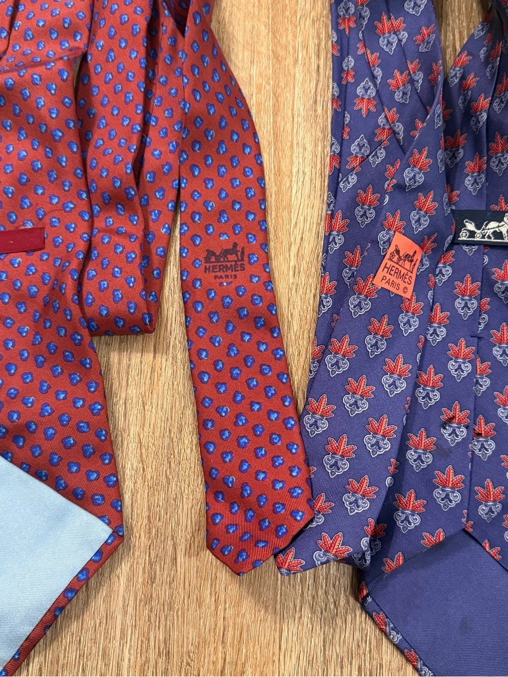 Hermès Paris Men’s Silk Tie Red Blue Print 100% Silk France Luxury Designer 2